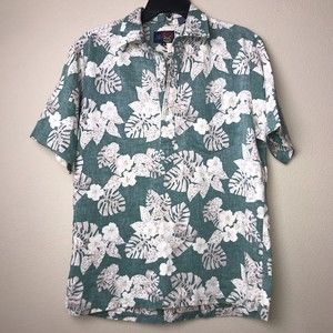 The Ono Shirt by Liberty House Mens Medium Reverse Green Floral Hawaiian Popover